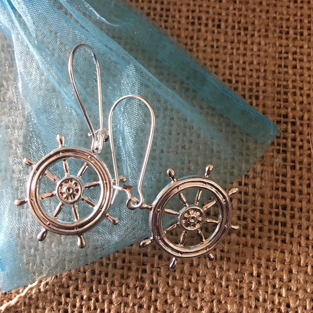 Ships wheel earrings!